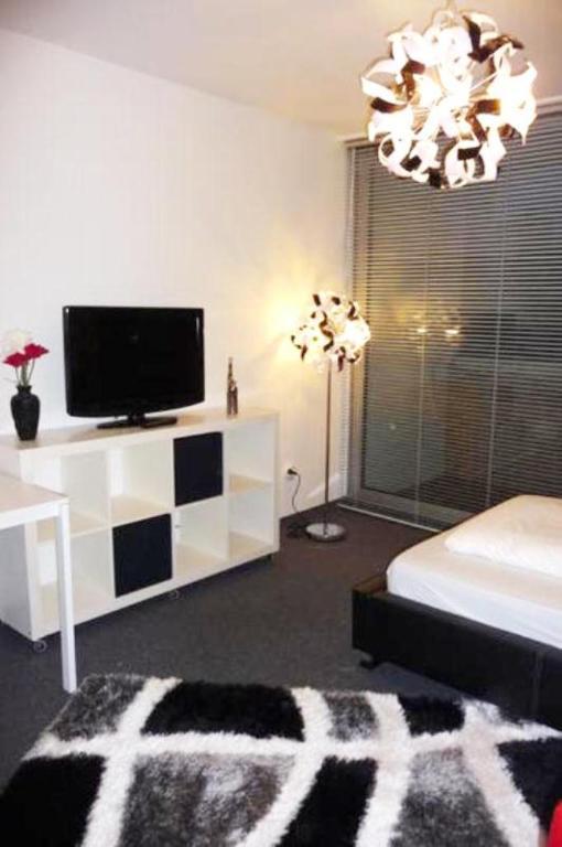 Property Photo (11896)