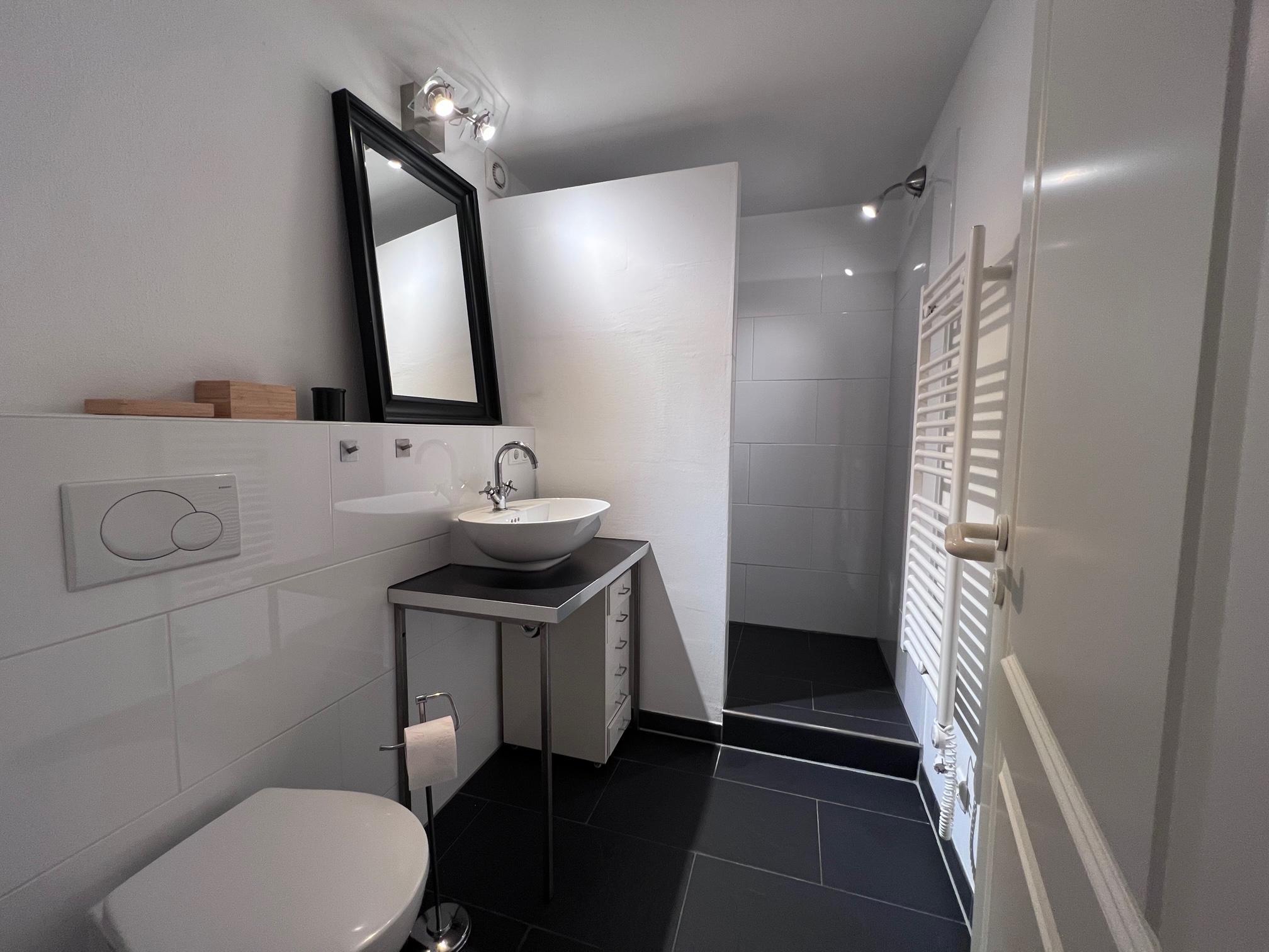 Property Photo (16950)