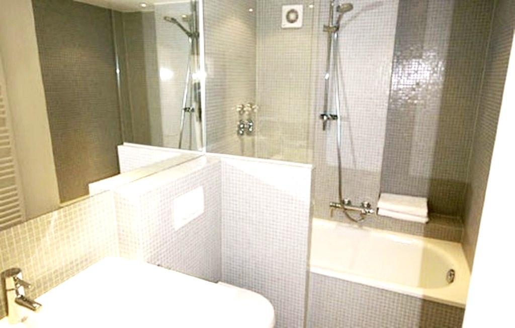 Property Photo (15741)