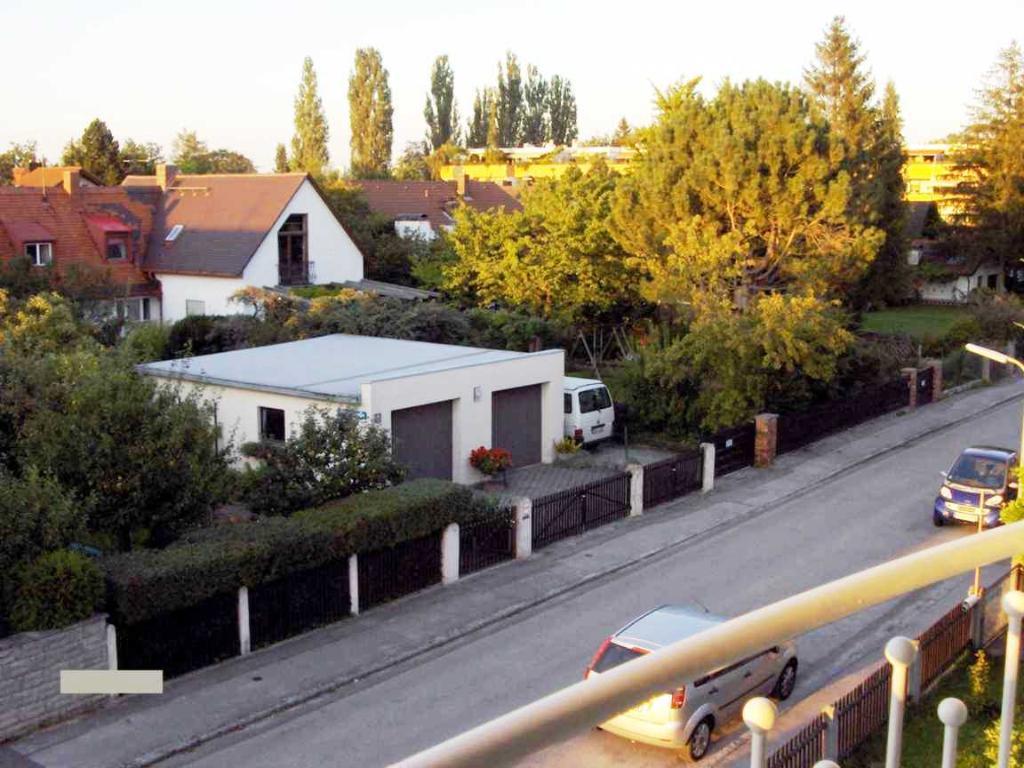 Property Photo (15565)