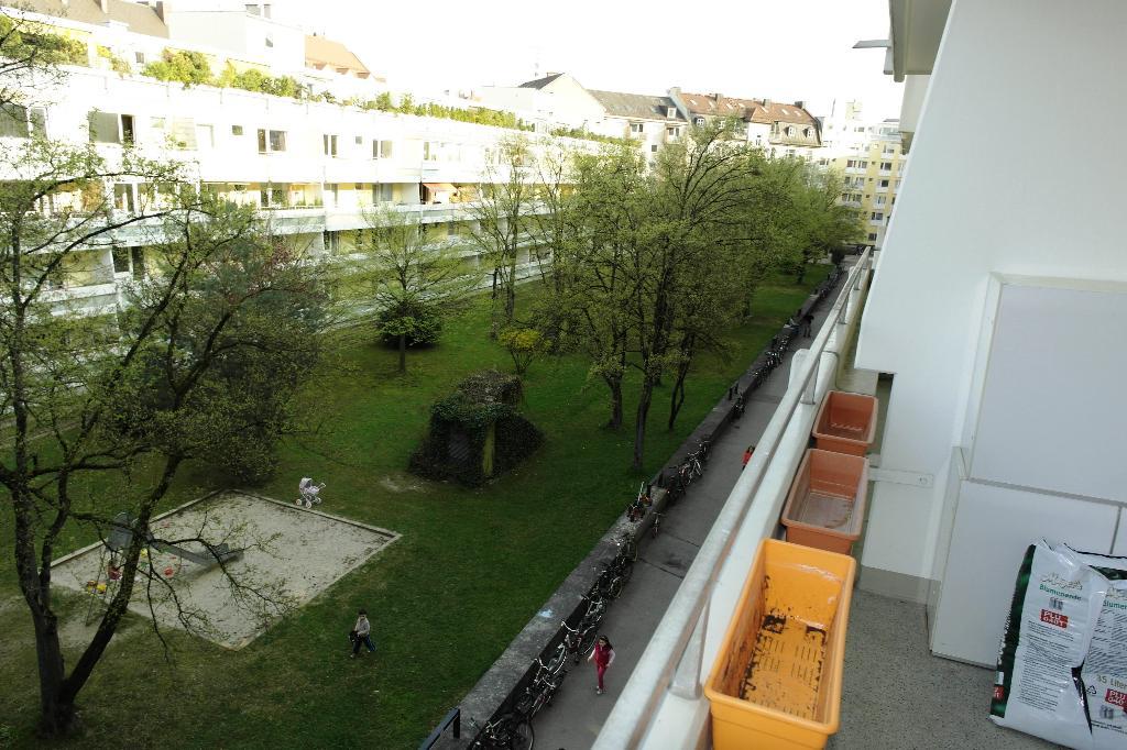 Property Photo (15910)